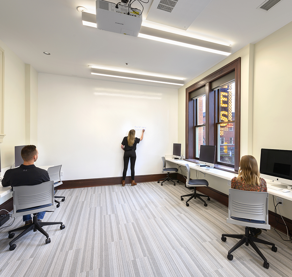 Eagles Theatre – krM Architecture