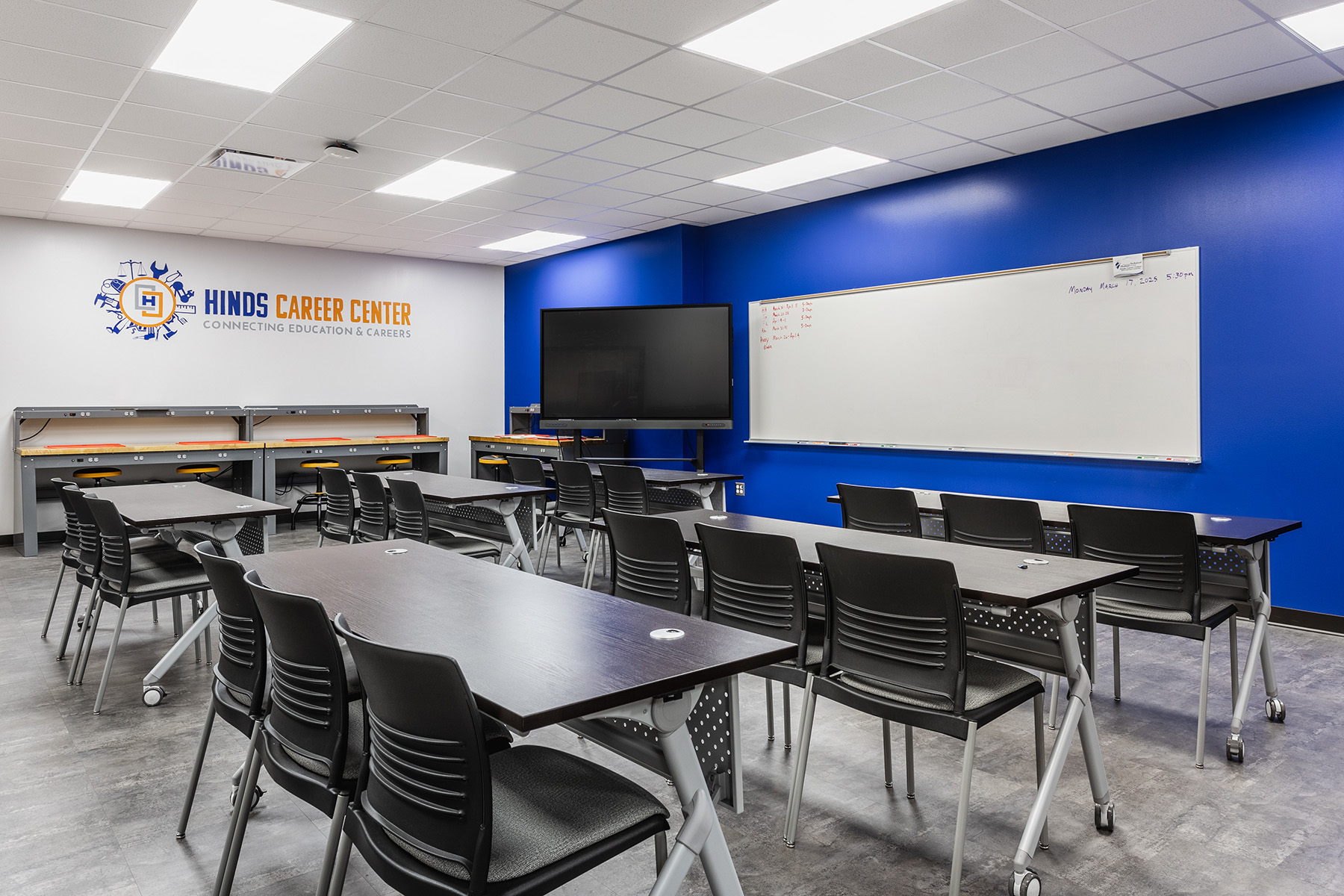 16-(Elwood Career Center)_compressed